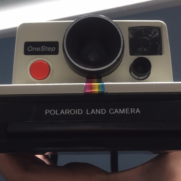 Polaroid camera - Picture 3 of 3